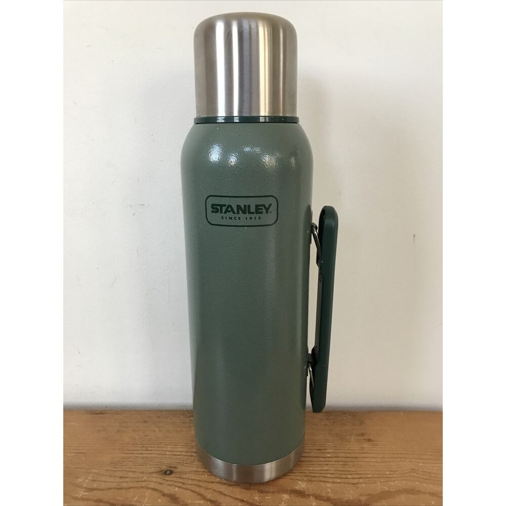 Vintage Style Green Stanley Hammered Heavy Duty Metal Thermos 1.4 Qt w/ Handle